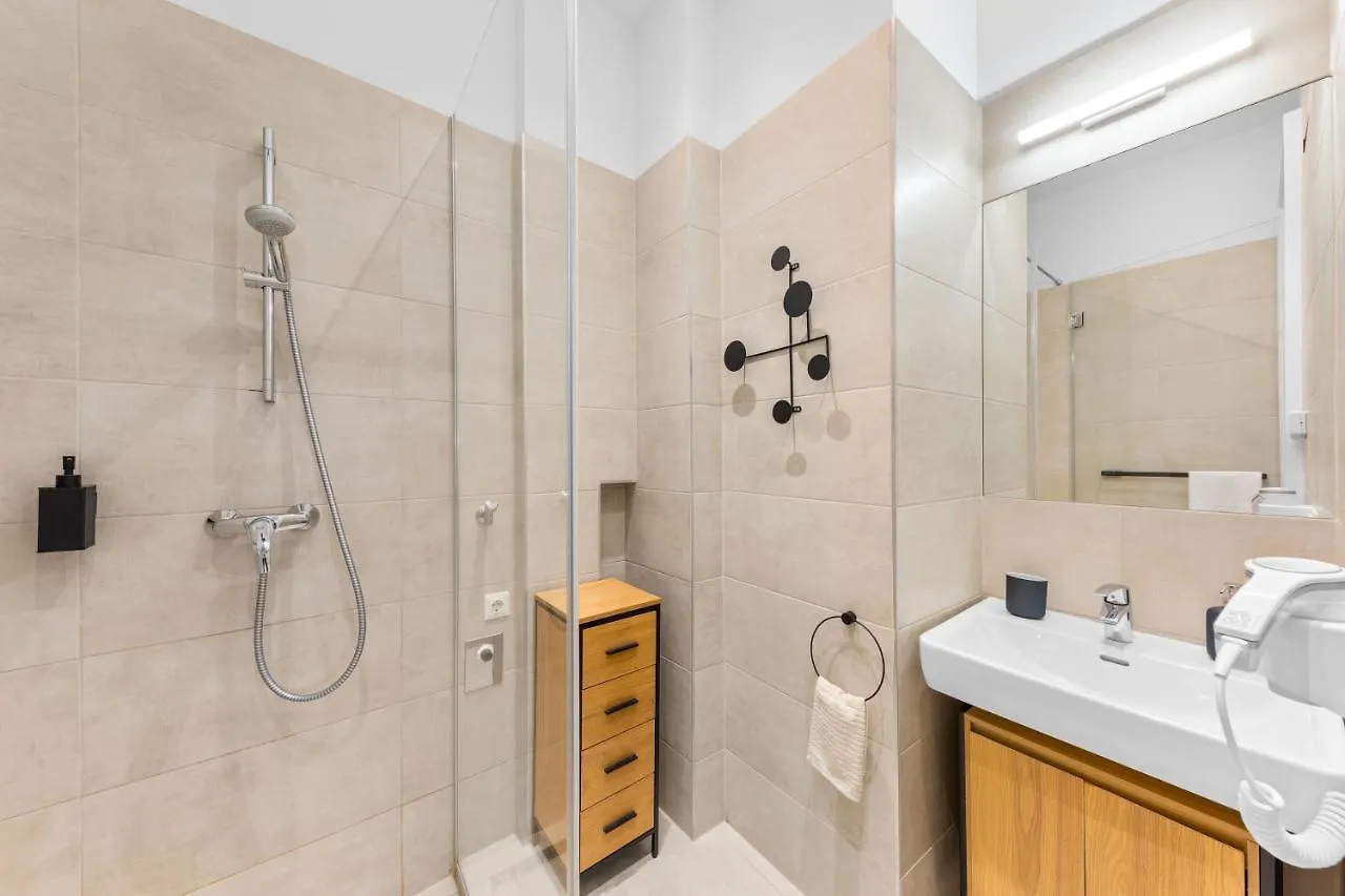 Vienna Chic Residences #Suite 2 Apartment