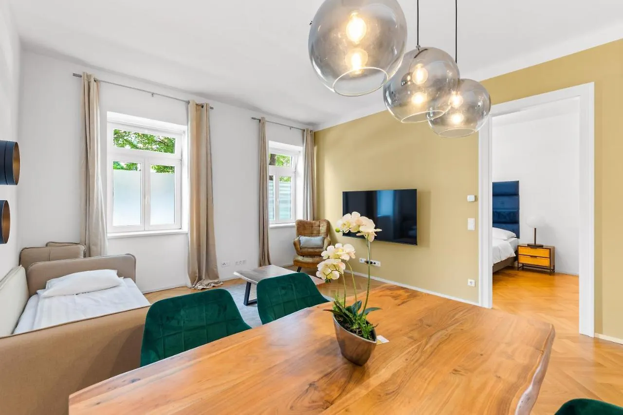 Vienna Chic Residences #Suite 2